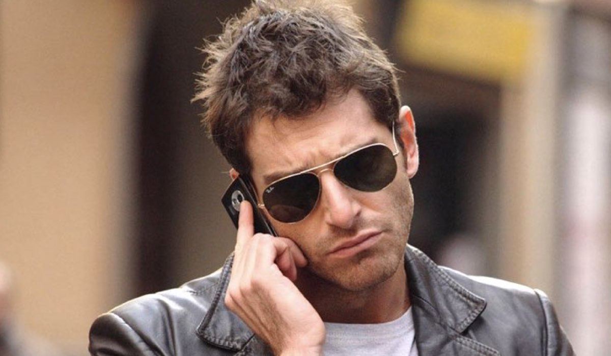 L'ispettore Coliandro interpretato da Giampaolo Morelli, qui in una scena della fiction Credits RAI