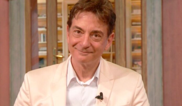 Oroscopo Paolo Fox domani martedì 2 febbraio 2021